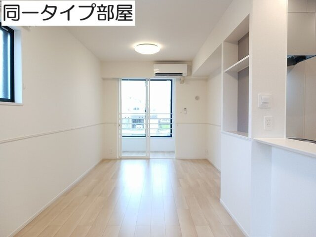 オリザ　Ｂの居間・リビング|居間です