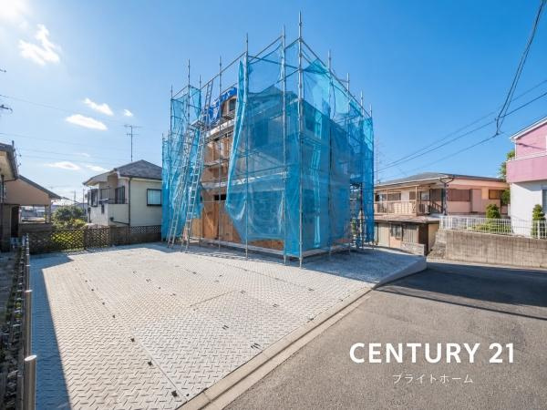 横浜市旭区今宿２丁目の新築一戸建の前面道路含む現地写真|車通りが少ない為、小さなお子様にも安心です。
是非一度、現地へ起こしください。