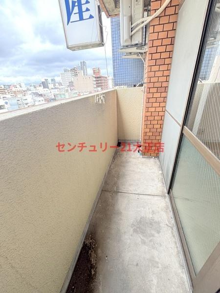 大阪市港区三先２丁目の賃貸マンションのバルコニー