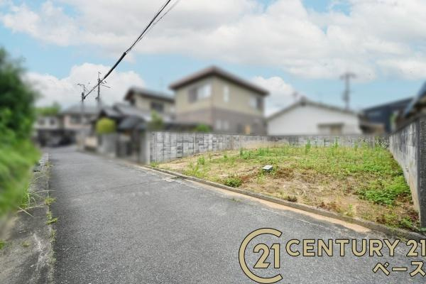 磯城郡三宅町石見　建築条件なし土地の前面道路含む現地写真|■現地撮影写真■落ち着いた雰囲気の閑静な住宅地内です！