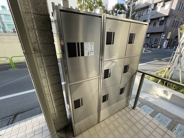 フラットレット－Ｍのその他共用部分|宅配ボックス