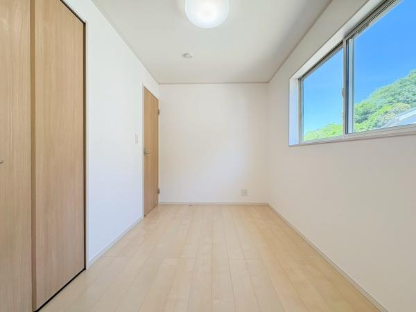 鎌倉市手広２丁目の中古一戸建の子供部屋|納戸(S)５帖！一つのお部屋としてお使いいただけます。お子様部屋やリモートワーク部屋としてお使いいただけます。