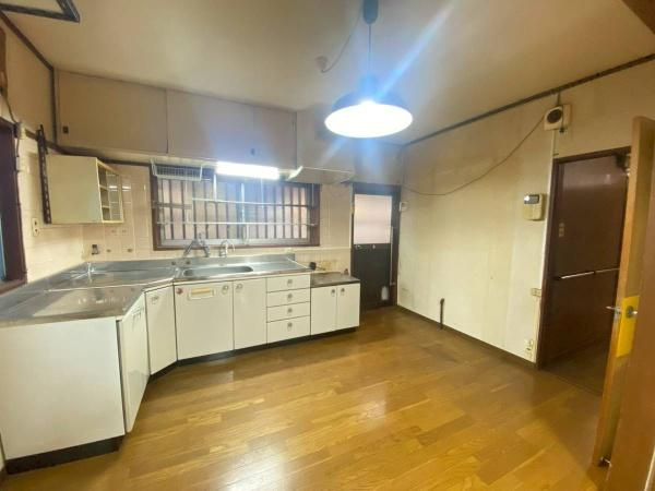 和歌山市直川　中古戸建のキッチン