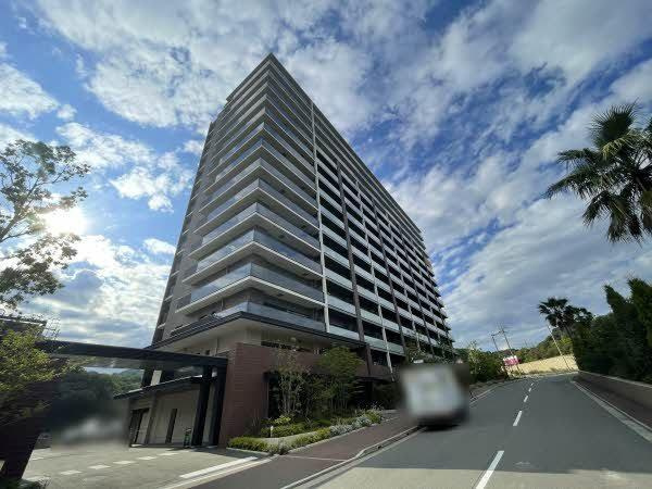 シャリエ和歌山大学前ヴェリテの外観