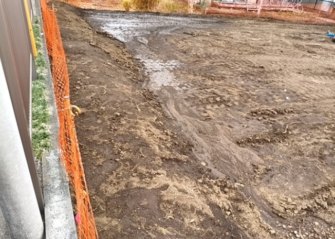 【外観】 | 土地購入を検討されている場合、境界杭がない状態で購入してしまうと境界確定測量をする必要があり、費用がかかります。購入の前に、売主、隣土地所有者立ち合いのもと境界を確定し境界杭を設置するのがベストです。