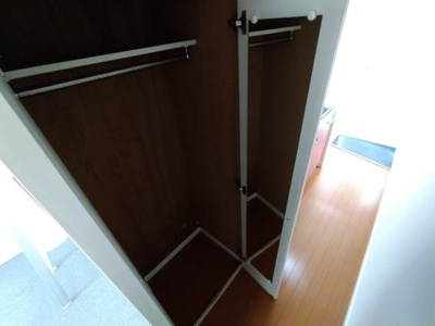 【内装】 | レオパレスＹ・Ｈ | 姿見付き