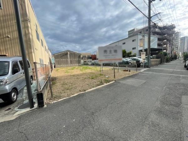 【前面道路含む現地写真】