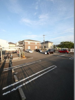 【駐車場】
