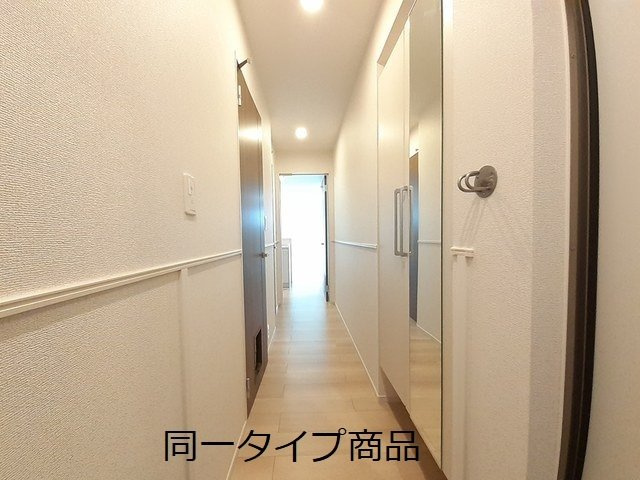 ヒカルサ新潟関屋の玄関