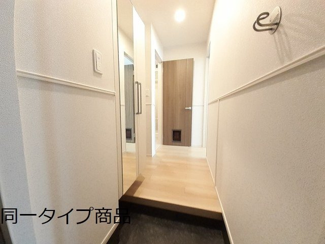 ヒカルサ新潟関屋の玄関