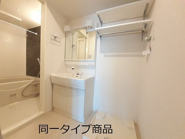 ヒカルサ新潟関屋の洗面所