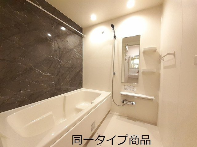 ヒカルサ新潟関屋の浴室