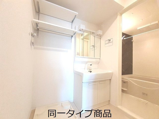 ヒカルサ新潟関屋の洗面所