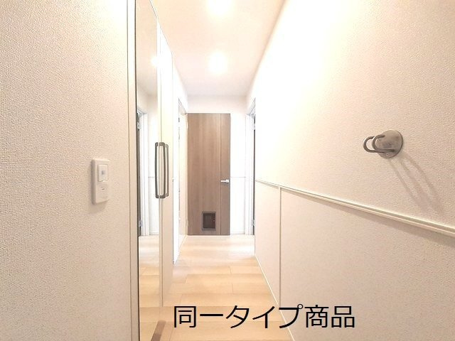 ヒカルサ新潟関屋の玄関