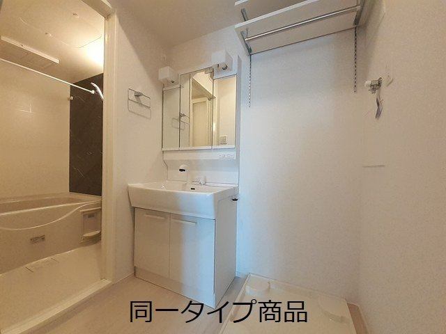 ヒカルサ新潟関屋の洗面所
