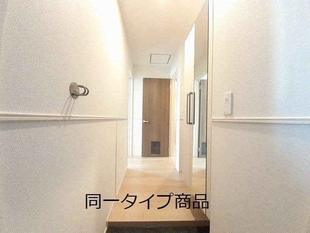 ヒカルサ新潟関屋の玄関
