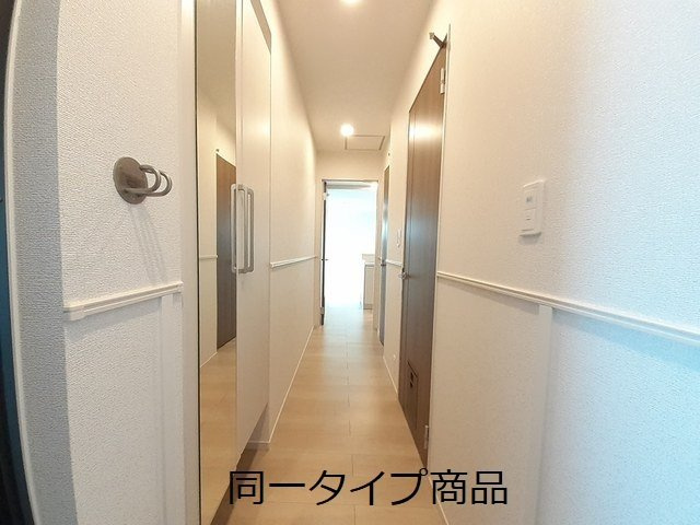 ヒカルサ新潟関屋の玄関