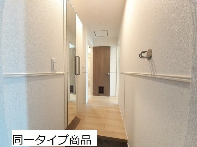 ヒカルサ新潟関屋の玄関