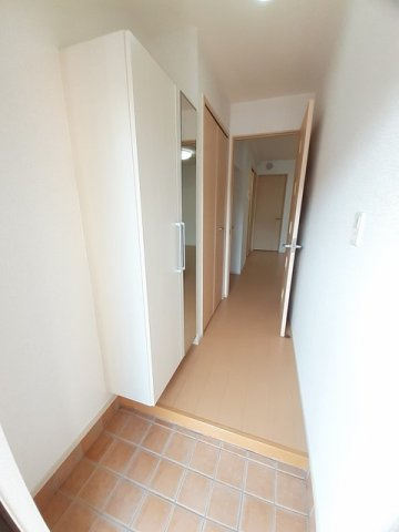 フレイグラント　オリーブの玄関