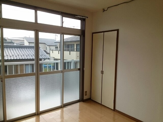 ハイツ城屋敷のその他