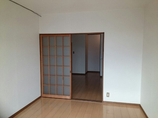 ハイツ城屋敷の内装