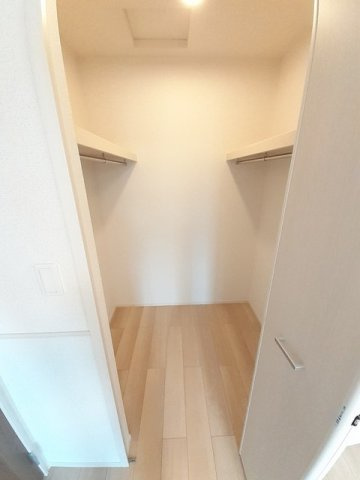 プチ　トリアノンⅠの収納