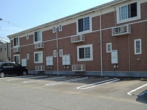 グロワールＣの駐車場