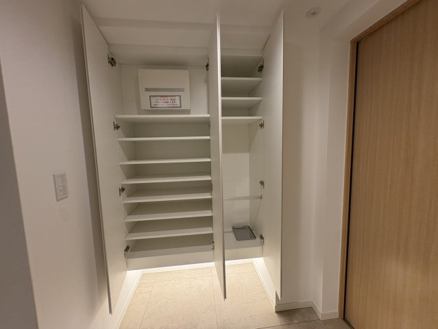 THE COURT神宮外苑の収納