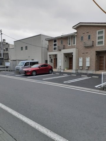 クオーレ　Ｍの駐車場