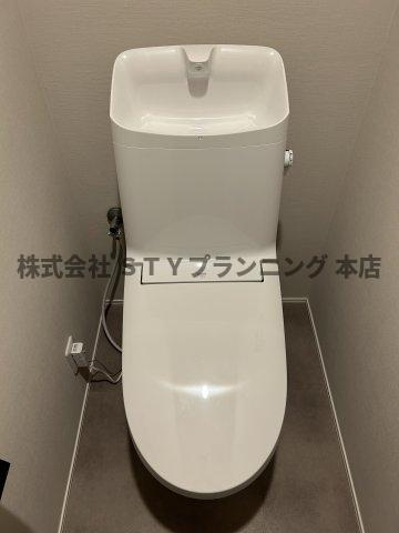 仲介手数料０円！インプルーブ金山のトイレ
