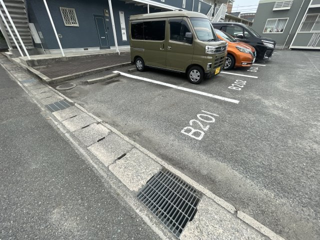 パークサイド１の駐車場