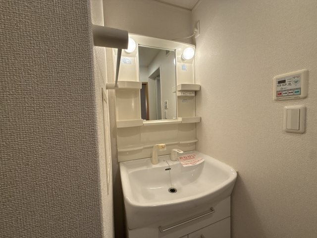 フェリア糸井Ａの玄関