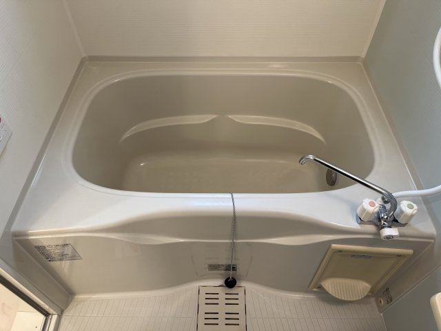 ラフレシールあぼしＣの浴室