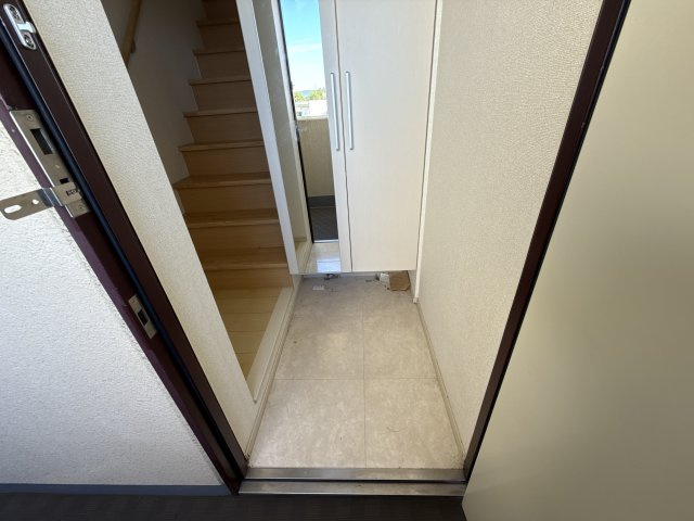 グランアウローラⅧの玄関
