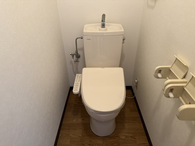 プラグレスのトイレ