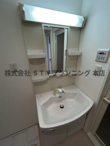 仲介手数料０円！ラグランディールの独立洗面台