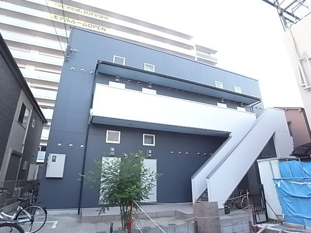 尼崎市西大物町のアパートの外観|落ち着いた雰囲気の外観です