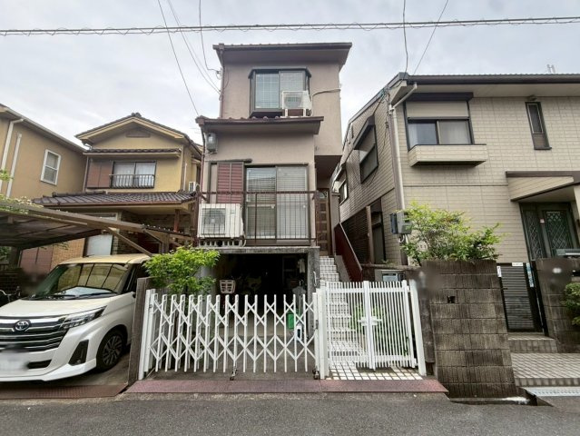 城西町の外観|【現地/現在上物有】とりあえず実際のおうちを見てみたい！」・「希望条件にあったおうちと巡り会えない！」・「購入の意思はまだないが、色々話を 聞いてみたい」お気軽にお問い合わせ下さい♪（R8.4撮影）