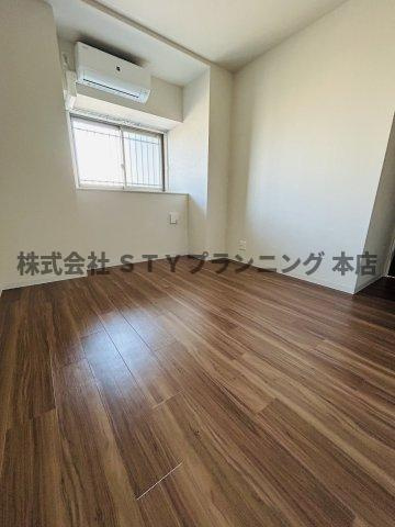 仲介手数料０円！ファミールプライムの洋室