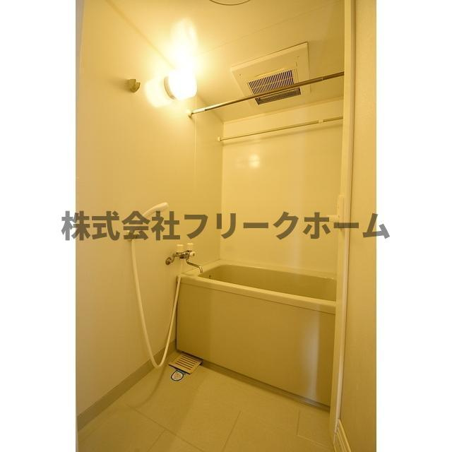 三鷹市牟礼２丁目の賃貸マンションの浴室