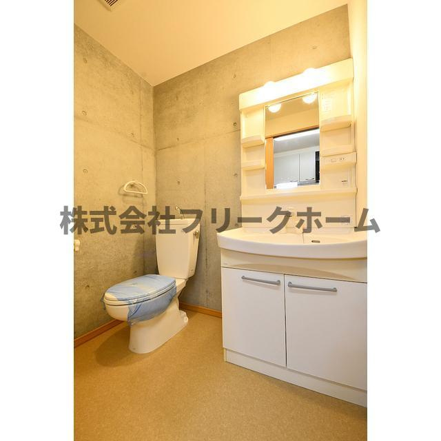 三鷹市牟礼２丁目の賃貸マンションのトイレ