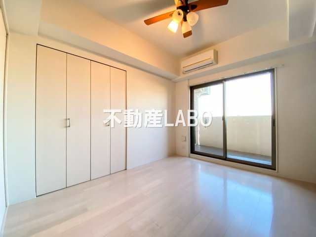 Luxe田辺の居間・リビング