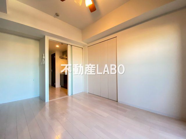 Luxe田辺の洋室