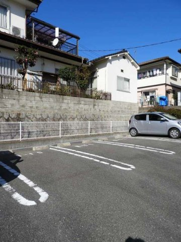 サンシャイン　Ｂの駐車場|駐車場完備です