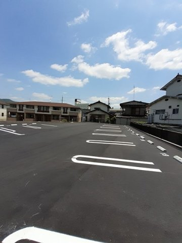 あかつき　Ｂの駐車場|駐車場があります