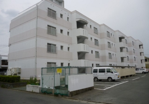 第2江頭ハイツの駐車場