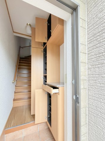 デフィ・チョーＡの収納