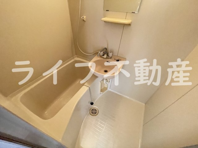 ゴッドフィールド布施の浴室|ゆったり過ごせるお風呂です