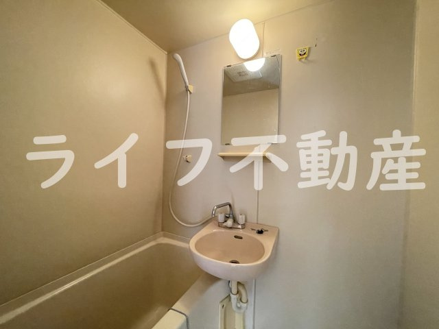 ゴッドフィールド布施の独立洗面台|独立洗面台あり、毎朝おしゃれに忙しい女性の方におすすめです
