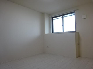 【内装】 | Ｕｎ　ｈｏｍｍｅ（アンノーム） | 洋室（イメージ）
